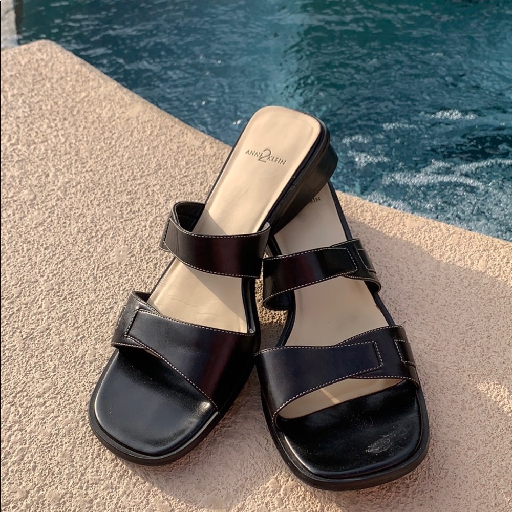 Anne 2 Klein shoes